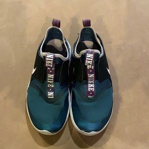 Nike little girl slip ons sz 2y